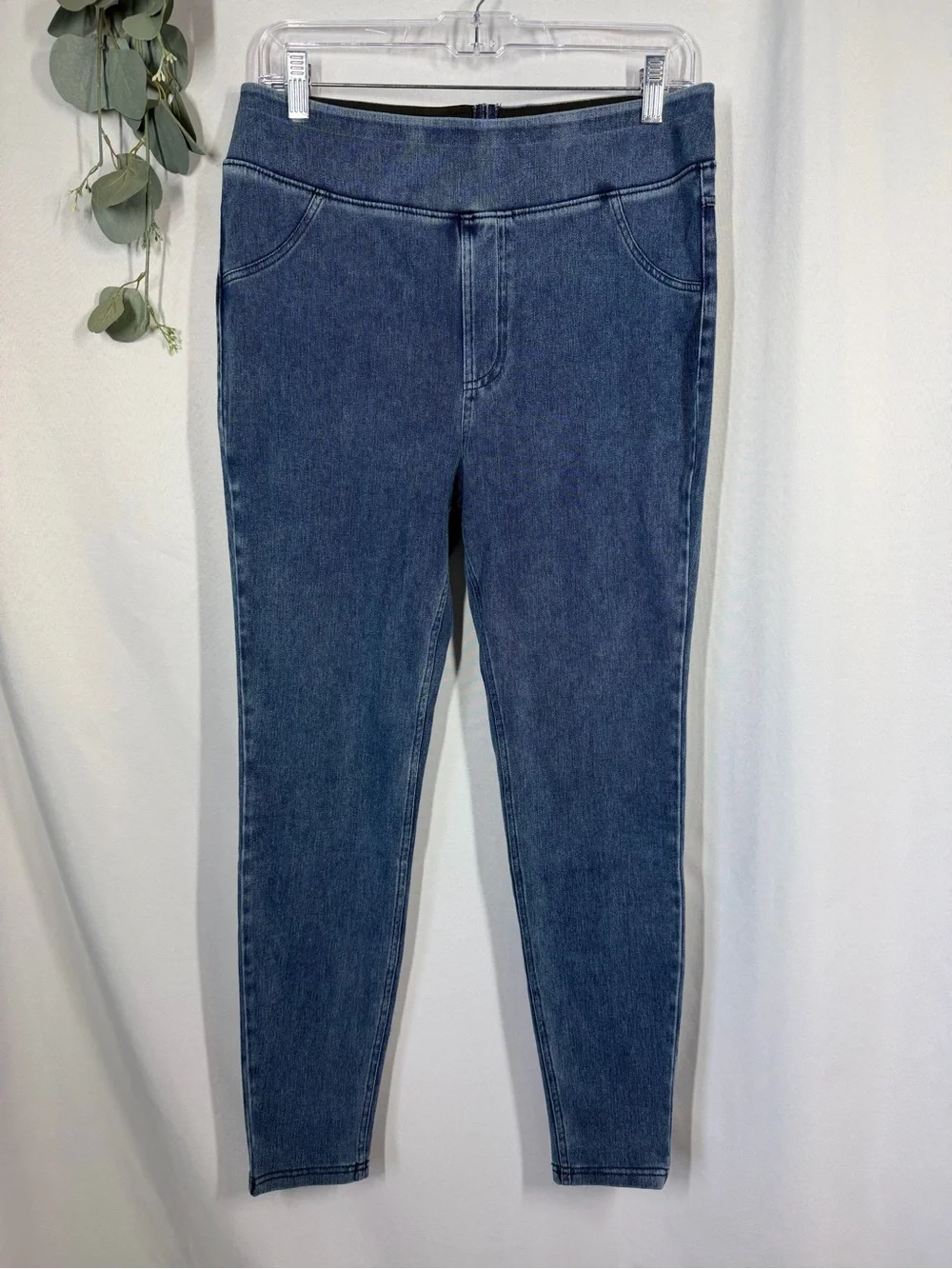 NWT HALARA | High Rise Elastic Waist Pull On Skinny Leg Jeans Women's Size Large - Picture 1 of 11